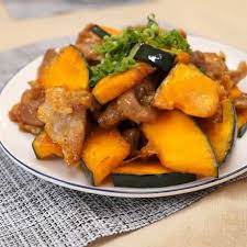 ( FROZEN) かぼちゃとなすと豚肉の煮物 Soya sauce flavored Pumpkin and Egg plants and Pork Dish