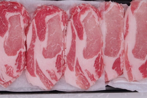 Frozen Antibiotic-free / Harmone-free pork Lion 3mm<250grams