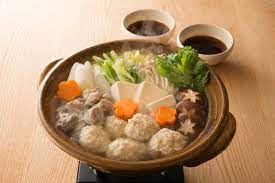 Chiken ball and vegetables Hot Pot with Tofu (4-5 persons)