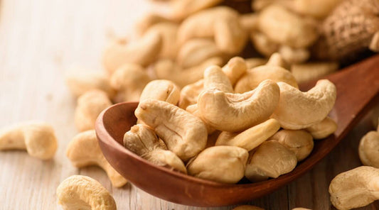 Organic Cashew Nuts<200 gms>